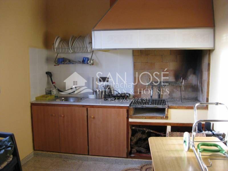 Foto eb77d0f3-e89f-4861-b6c1-d8e751a84ae3. Edificio in San Juan Aspe