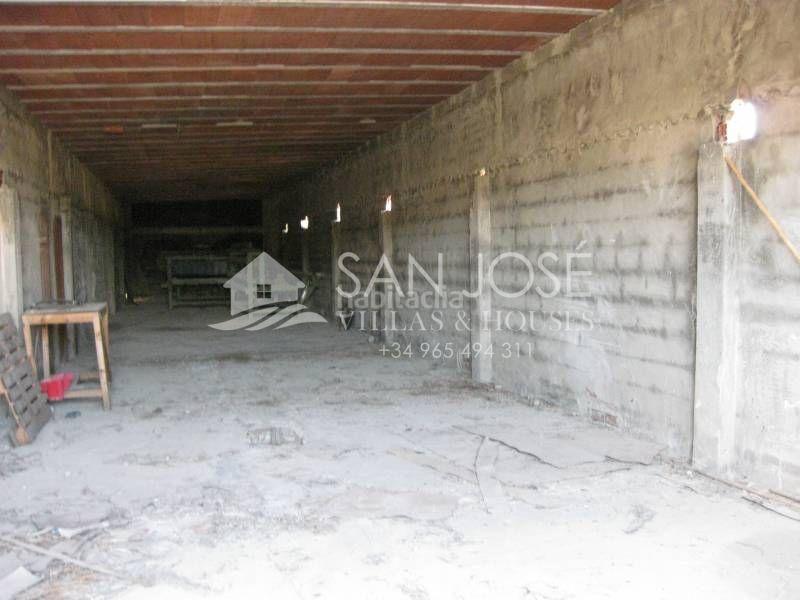 Foto 11077cdc-c685-4b28-bcf3-8c876f887cc2. Capannone industriale in Algueña