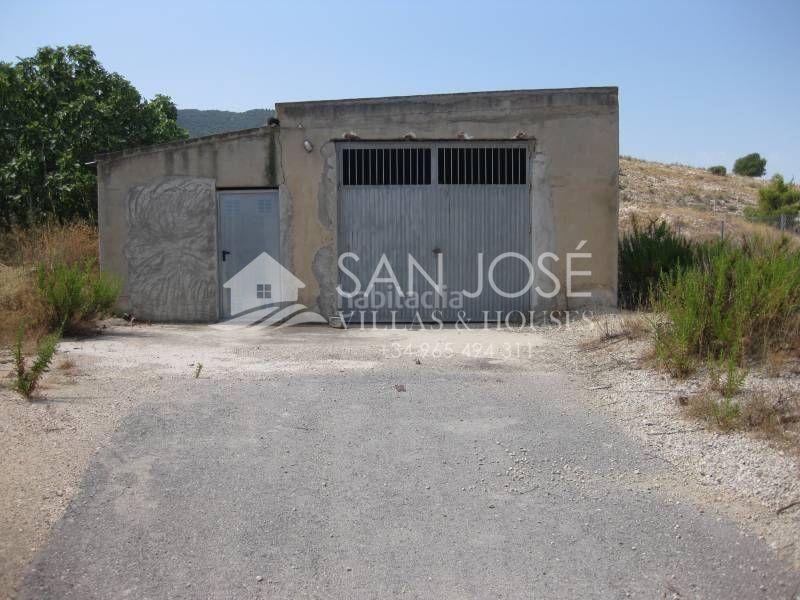 Foto 110ec903-e033-4ada-80e4-3c2bcedaae15. Capannone industriale in Algueña