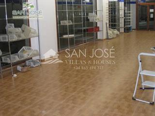 Lloguer Local Comercial a San Juan. Inmobiliaria san jose alquila un estupendo local comercial en as