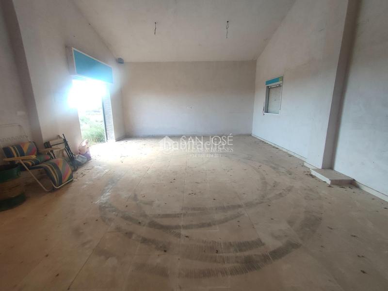 Foto 1a23fd4f-4b98-44c0-9035-ec56675fde48. Maison dans Novelda