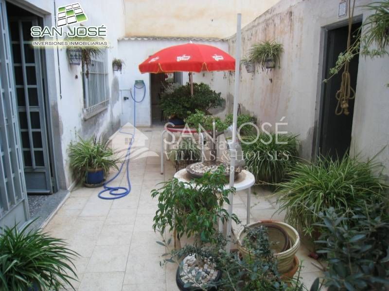 Foto db90b9bf-ba3d-4ebb-9c1d-f0b60b456cf0. Local comercial a Novelda