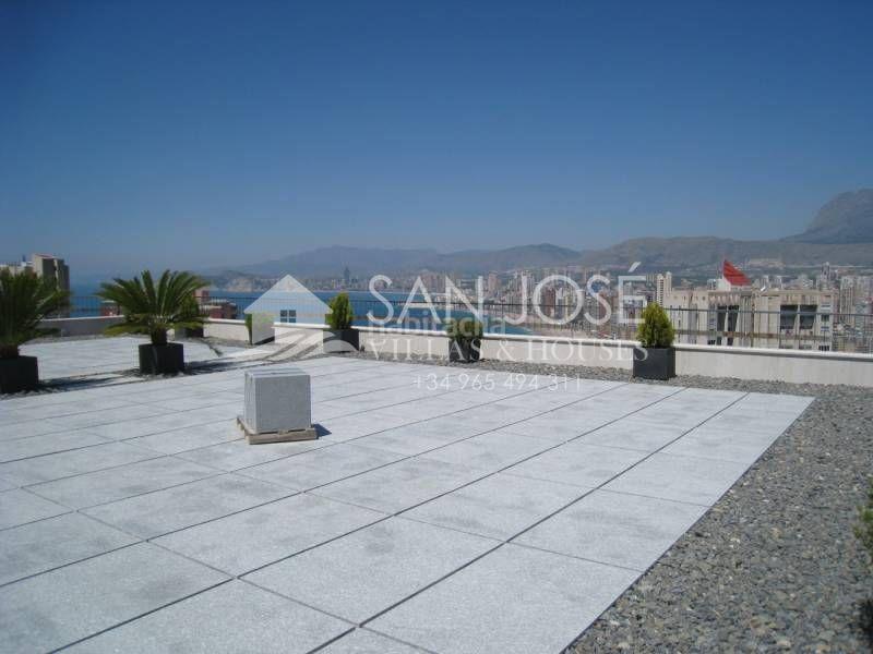 Foto 1ad1b293-54c7-4126-86cf-f567e2f5e832. Chalet with heating pool in Juzgados - Plaza de Toros Benidorm