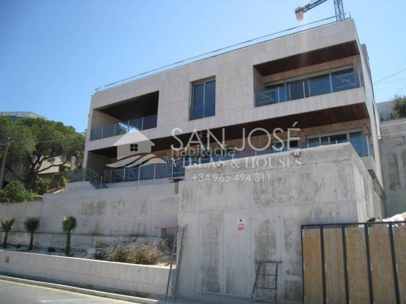 Foto 3064260a-18e4-42e1-8204-2c729b9ee03d. Chalet with heating pool in Juzgados - Plaza de Toros Benidorm