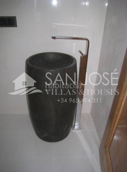 Foto c8a990b2-dd65-417c-b337-2aadcd030f9d. Chalet with heating pool in Juzgados - Plaza de Toros Benidorm