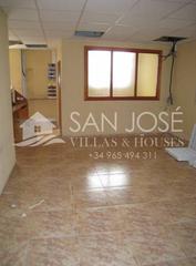 Lloguer Oficina a San Juan. Inmobiliaria san jose villas and houses vende oficina en aspe
