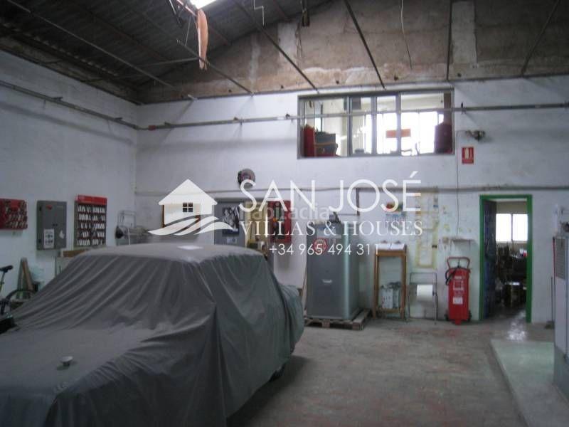 Foto 25f520a3-2ee7-4ccf-8b30-f8c8b909a45c. Capannone industriale in San Juan Aspe