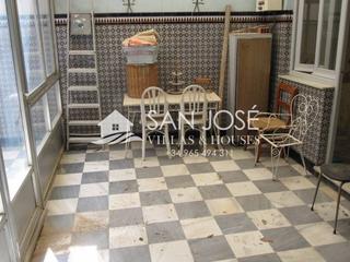 Casa a San Juan. Se vende gran casa para reformar en el centro de aspe