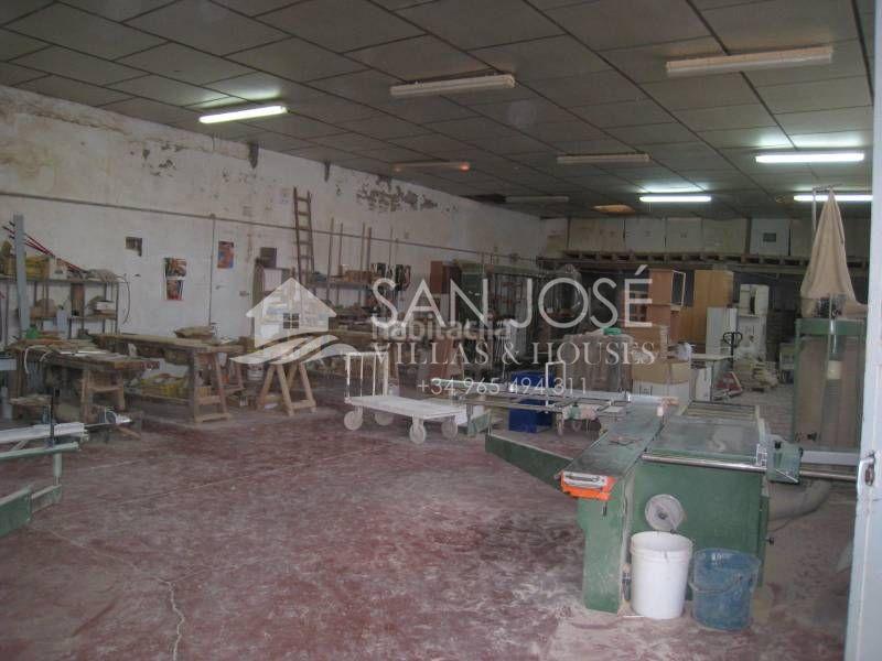 Foto b1dc99ec-d332-4bee-8187-b8ee08fc52fe. Capannone industriale in San Juan Aspe