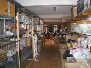 Lloguer Local Comercial a Novelda. Venta o alquiler de local comercial en novelda