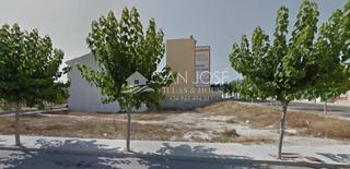Terreny residencial a Las Fuentes-Los Cipreses. Venta de solar urano en zona parque con proyecto incluido