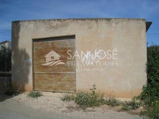 Casa en Hondón de las Nieves. Venta de parcela con albergue con proyecto para 5 viviendas en z