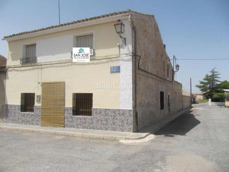 Foto 98316de4-6111-49e1-bdbf-f17a3b34f813. Masia a Pinoso