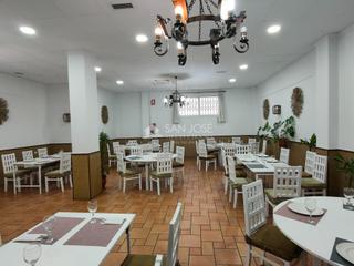 Local Comercial a La Serranica-Sagrado Corazón. Se vende local con restaurante en pleno funcionamiento demostrab