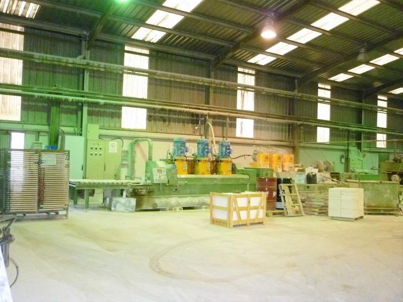 Foto 2620a8f6-3cc5-41b1-a6c0-31361913e277. Capannone industriale in Monforte del Cid