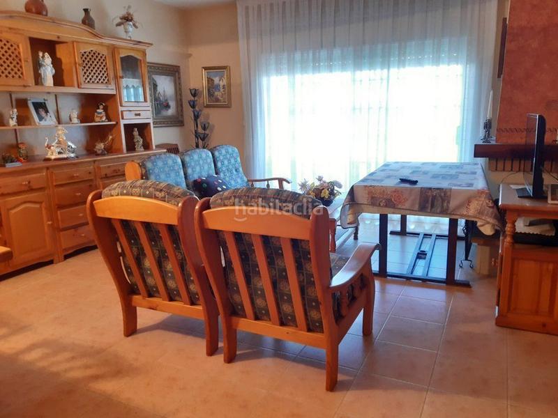 Foto 134a6416-2127-46b0-8950-e146b9db010a. Casa adossada amb calefacció aparcament a Cunit residencial Cunit