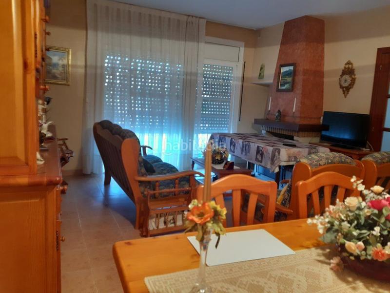 Foto b45fda2b-9423-46be-9929-7bbd0c58e6f0. Casa adossada amb calefacció aparcament a Cunit residencial Cunit