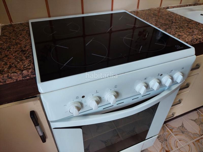 Foto e99dc4ac-d290-4e55-bbb8-927de781ee8f. Appartamento con camino parcheggio in Cunit residencial Cunit