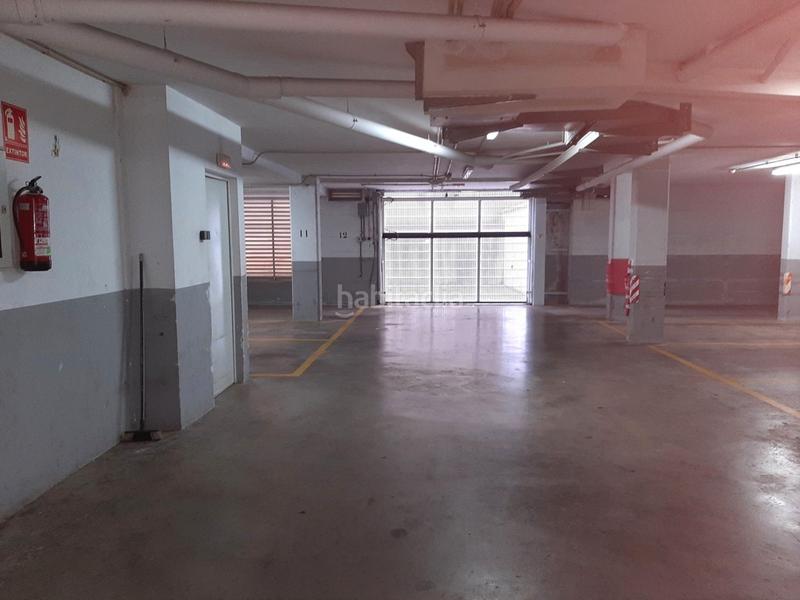 Foto be75dd99-a656-4cbb-ab9f-99be6509bbb8. Car parking in Cunit diagonal Cunit