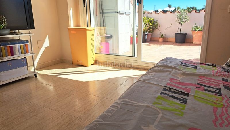 Foto ace40fb4-7fee-4280-87d8-7d38806ad5bf. Casa adosada casa seminueva 4 habitacions en zona centrica en Cunit