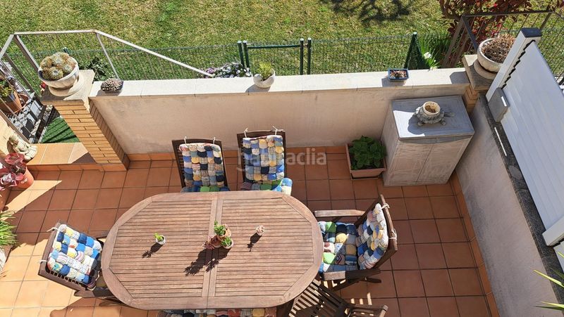 Foto d4de5c65-2375-4cf3-a5f5-ec7139839414. Casa adosada casa seminueva 4 habitacions en zona centrica en Cunit