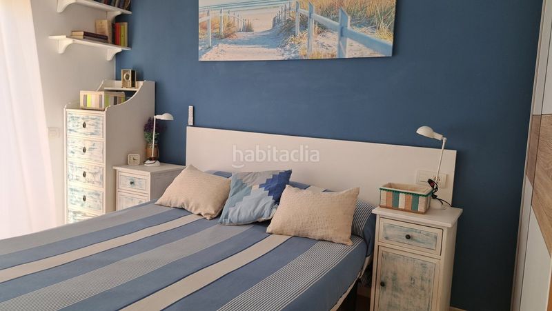 Foto d85cb2d7-67bc-4d60-99cf-37ec384153f4. Casa adosada casa seminueva 4 habitacions en zona centrica en Cunit