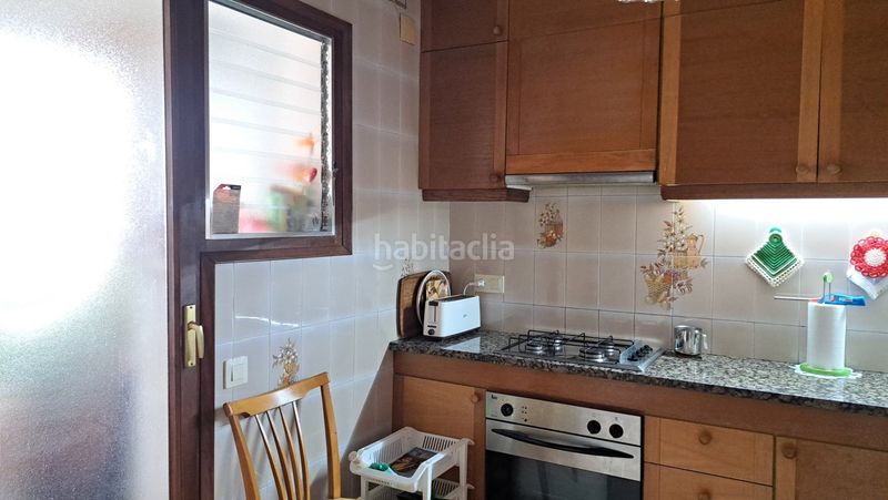 Foto 7b2ba220-a71c-4250-8f17-a825fc538390. Casa adossada amb xemeneia calefacció aparcament a Cunit