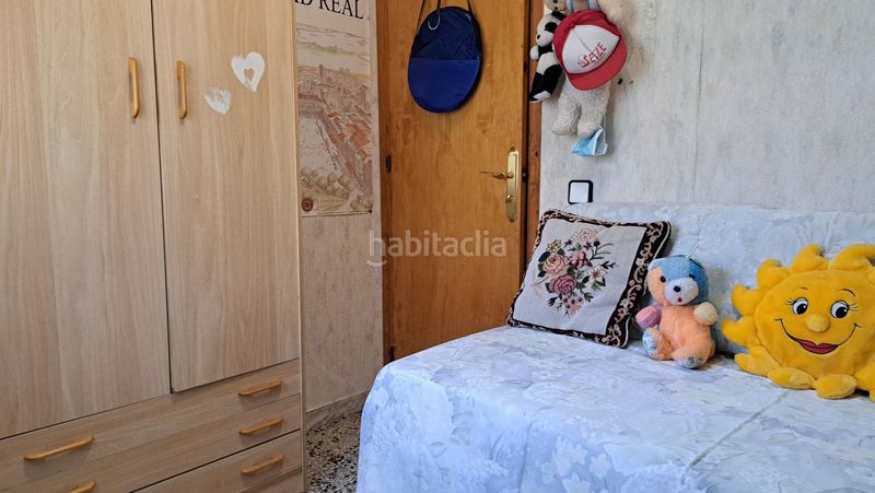 Foto b2980ead-c3ad-4398-9780-c3de77051da3. Xalet amb xemeneia a costa Cunit - els jardins - els rosers Cunit