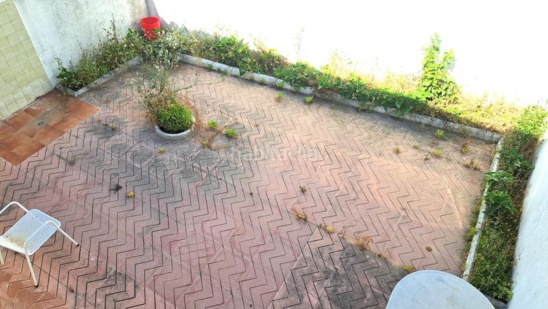 Foto 4ef84259-9c86-4bc2-a273-d8a39b440f13. Casa adossada amb xemeneia aparcament a Cunit residencial Cunit