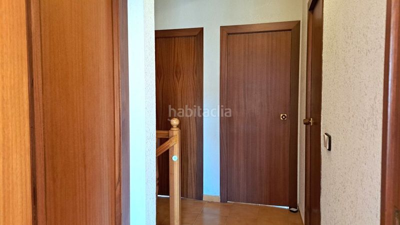 Foto b207a51c-996f-4fcd-9898-018b98c8448c. Casa adossada amb xemeneia aparcament a Cunit residencial Cunit