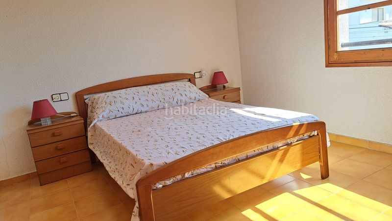 Foto bb3a1dd1-0b39-4022-8a04-c0e01f046a69. Casa adossada amb xemeneia aparcament a Cunit residencial Cunit