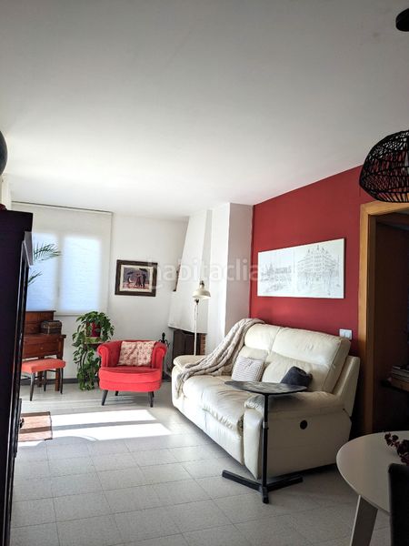 Foto 556804e6-d55d-4571-801f-986424a49d22. Pis amb xemeneia calefacció a Cunidor Cunit