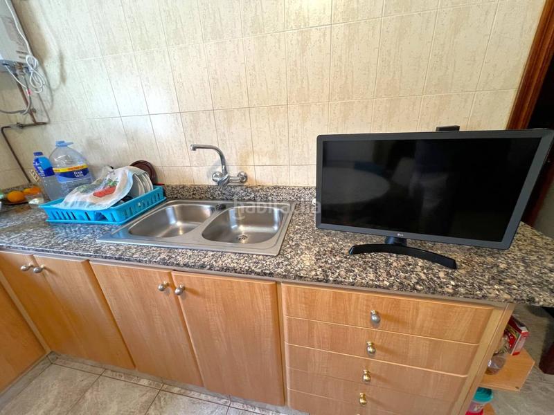 Foto 6d9c21d8-e3ae-4f0b-b0fe-1f5a0a5bfd66. Casa amb aparcament a Riells i Viabrea