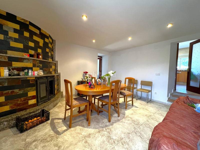 Foto aeb4c7c6-4935-4a84-b2f2-8d34d395f705. Casa amb aparcament a Riells i Viabrea