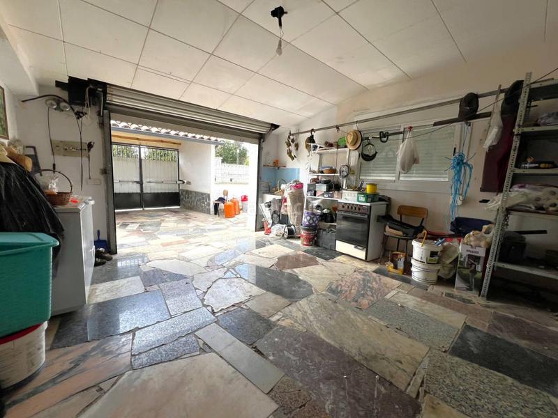 Foto c84d0ef2-9414-4ba2-ba5a-6b92f785df4c. Casa amb aparcament a Riells i Viabrea