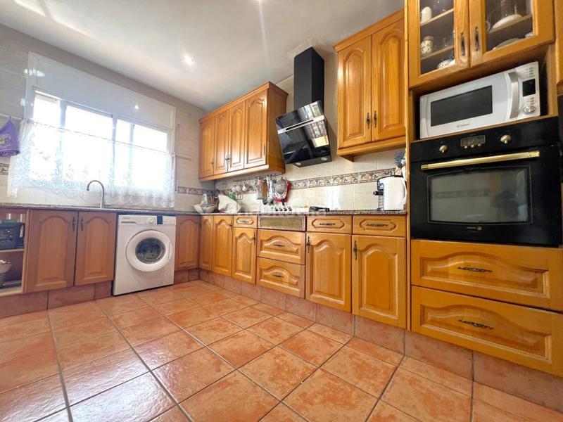 Foto 0c45565b-6b07-4b41-be32-6474937b0322. Casa amb calefacció aparcament piscina a Riells i Viabrea