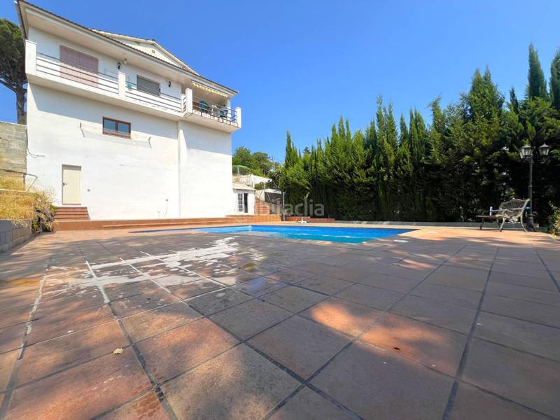 Foto 8d7d2f53-2e2c-4c59-b555-e69fc19988f3. Casa amb calefacció aparcament piscina a Riells i Viabrea