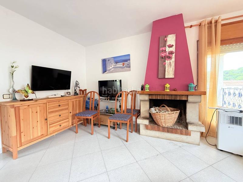 Foto a3ff5d90-9912-4cd3-a42e-a8dac934f985. Casa  en venta en Riells i Viabrea