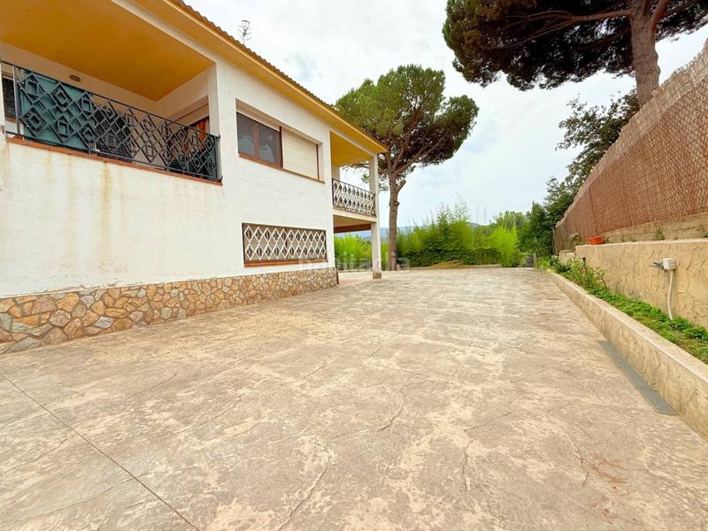 Foto c29280c9-685f-4217-a3df-a398fc773fbd. Casa  en venta en Riells i Viabrea