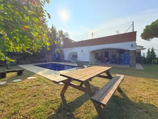 House in Riells i Viabrea. Casa en venta en riells i viabrea