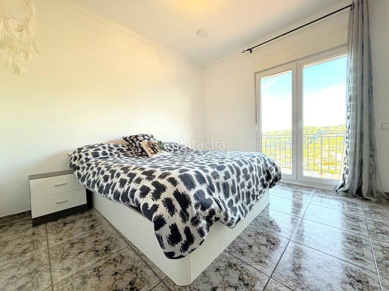 Foto 003e3772-eb7b-4cea-958d-f7b76c235df1. Haus mit parking in costa Cunit - els jardins - els rosers Cunit