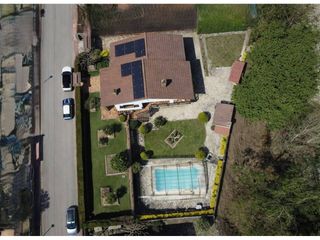 House  Calle vall nou. Casa en venta en riells i viabrea