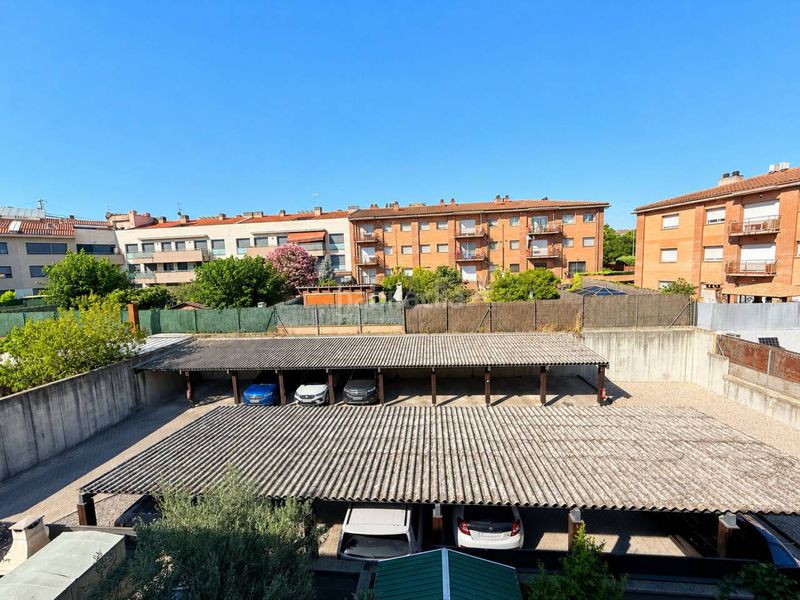 Foto e6f55641-cbdb-4d6d-9c06-365795040ad2. Dúplex amb calefacció aparcament a Sant Celoni