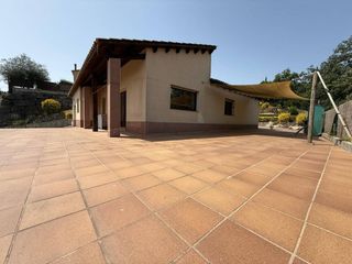 Maison  Calle collformic. Casa en venta en riells i viabrea