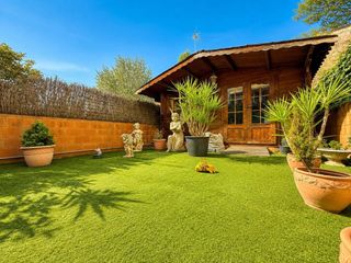 House  Calle vidal i barraquer. Casa en venta en vidreres