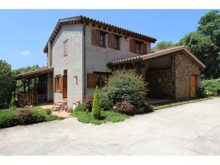 Casa  Riells i viabrea. A siete kilómetros del pueblo de sant celoni