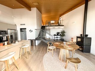 Miete Appartement  Carrer xavier montsalvatge. New montjuic apt for short term