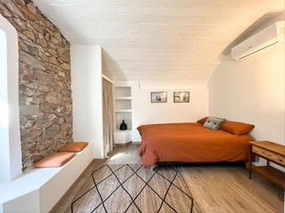 Lloguer Apartament  Carrer de pedret. Short term pedret town house