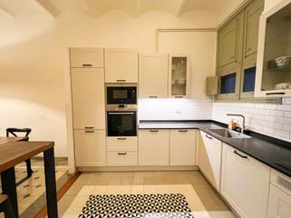 Apartament a Centre-Barri Vell. Magnífico apartamento de 140 m² en un edificio histórico