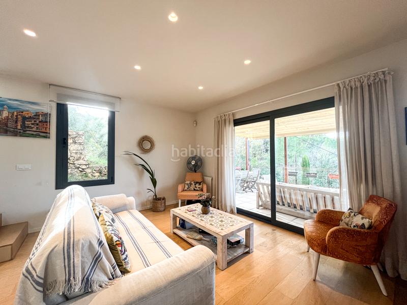 Foto 068efaef-a8b0-410a-954f-c209b4d1edd5. Lloguer casa amb xemeneia calefacció aparcament a Girona